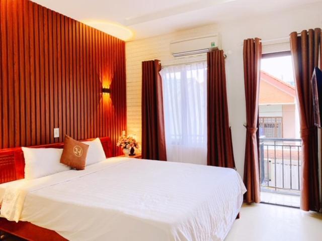 Poetic Hue Hotel & Spa Exterior photo