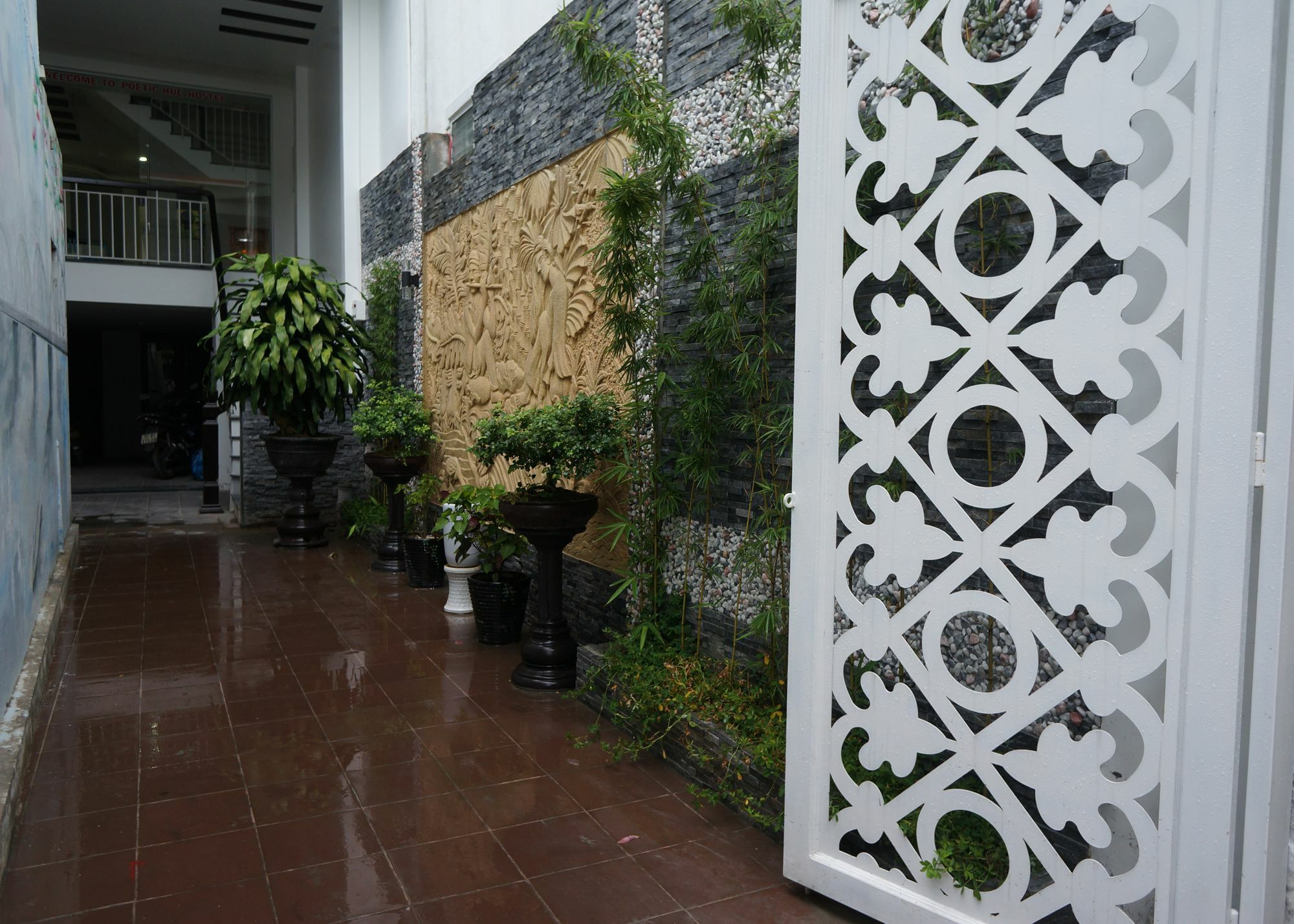 Poetic Hue Hotel & Spa Exterior photo